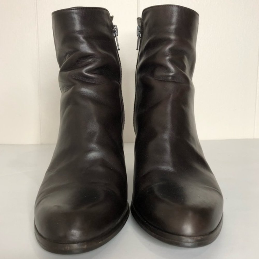 STUART WEITZMAN Chocolate Brown, Side Zip Heeled Ankle Boots Size 7.5 - Picture 4 of 7